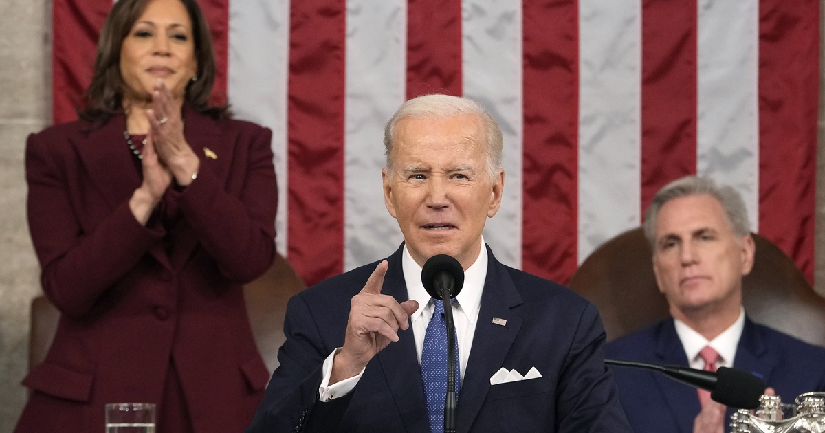 Republicans heckle Biden over border remarks during State of the Union